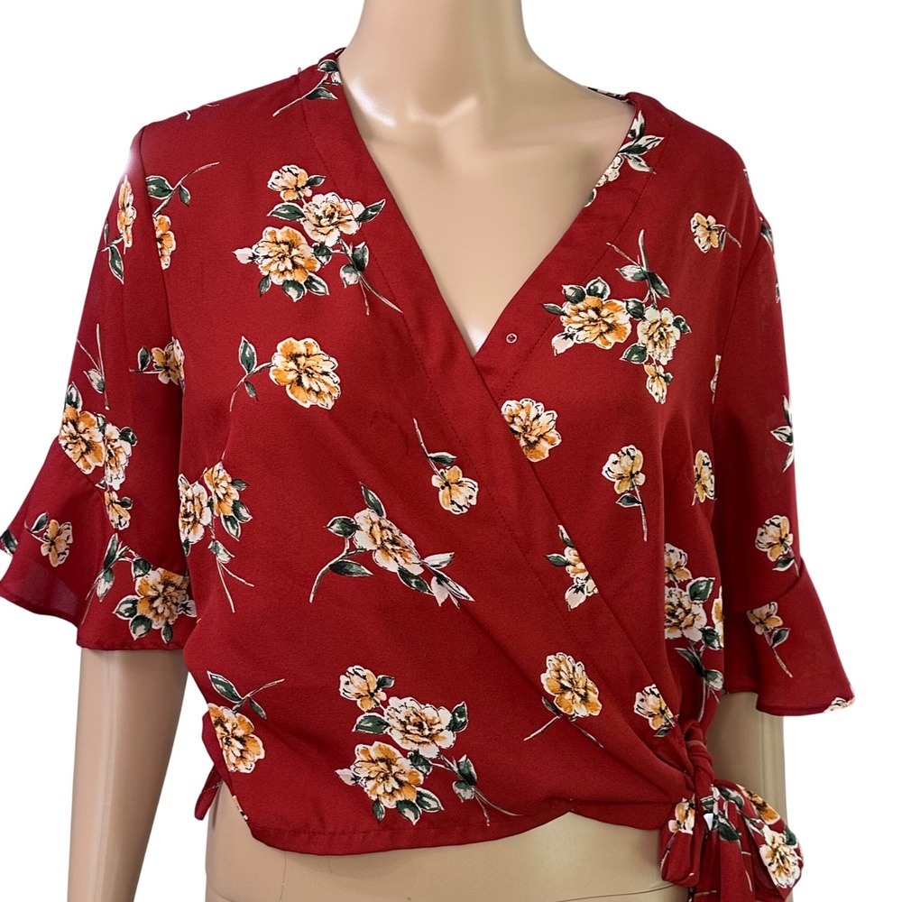 LUSH‎ Floral Wrap Crop Top Bell Sleeve Red Womens M